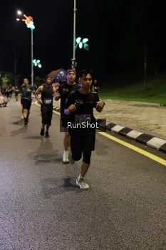 Runner Photo 4287318