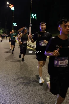 Runner Photo 4287322