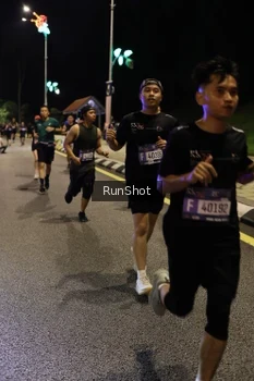 Runner Photo 4287327