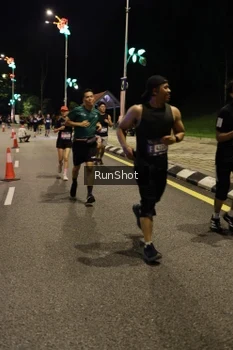 Runner Photo 4287334