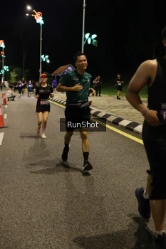Runner Photo 4287337
