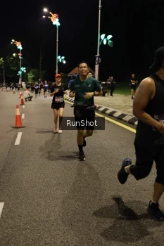 Runner Photo 4287339