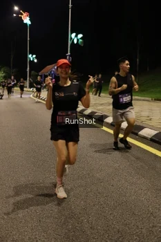 Runner Photo 4287341