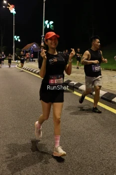 Runner Photo 4287344