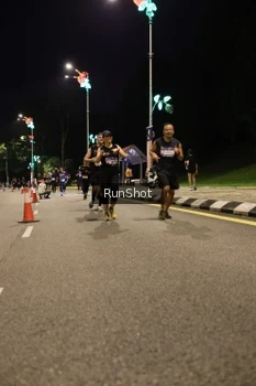 Runner Photo 4287353