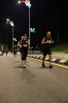 Runner Photo 4287366