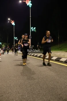 Runner Photo 4287370
