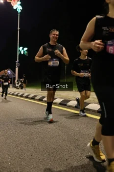 Runner Photo 4287383