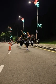 Runner Photo 4287394