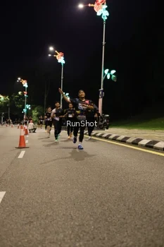 Runner Photo 4287401
