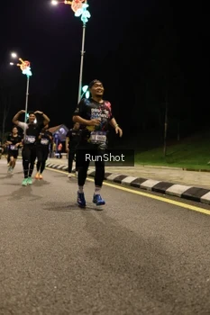 Runner Photo 4287407