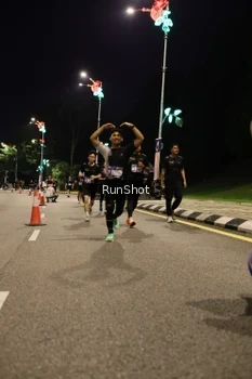 Runner Photo 4287423