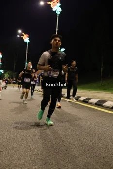 Runner Photo 4287436