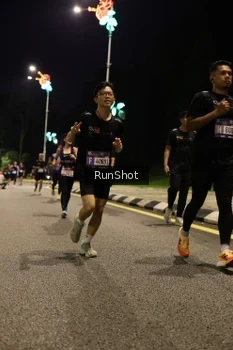 Runner Photo 4287452