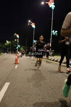 Runner Photo 4287458