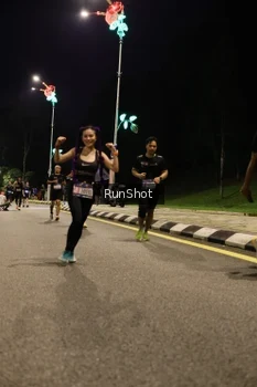 Runner Photo 4287460