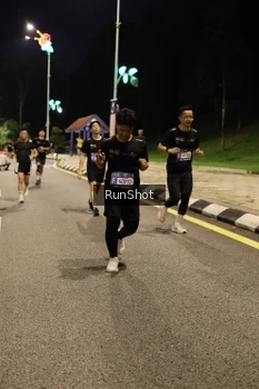 Runner Photo 4287509