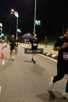Runner Photo 4287516