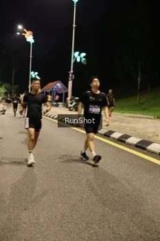 Runner Photo 4287523