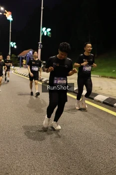 Runner Photo 4287524