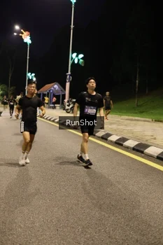 Runner Photo 4287526