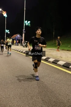 Runner Photo 4287540
