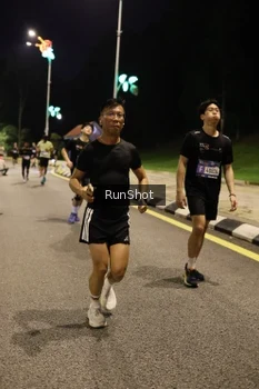Runner Photo 4287541