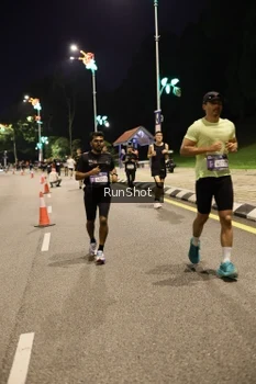 Runner Photo 4287542