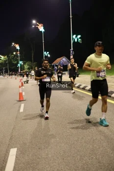 Runner Photo 4287544