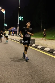 Runner Photo 4287550