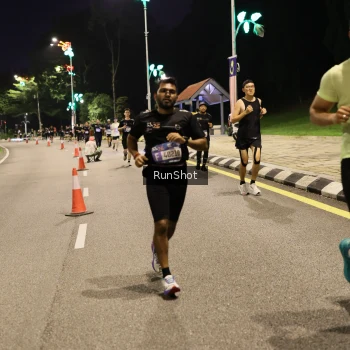 Runner Photo 4287563