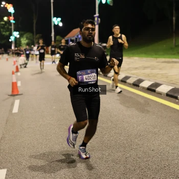 Runner Photo 4287569