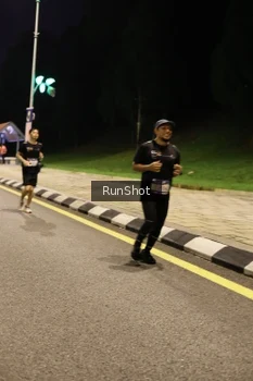 Runner Photo 4287570