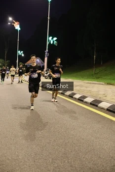 Runner Photo 4287574