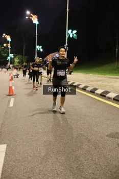 Runner Photo 4287609