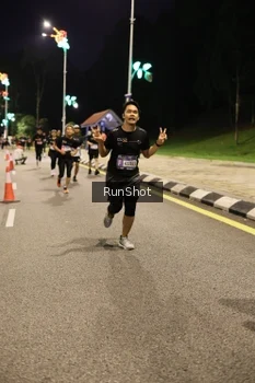 Runner Photo 4287610