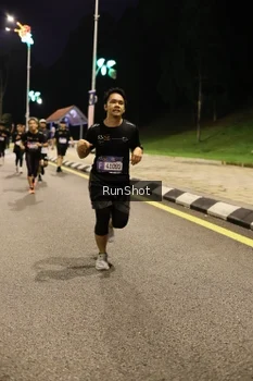 Runner Photo 4287618