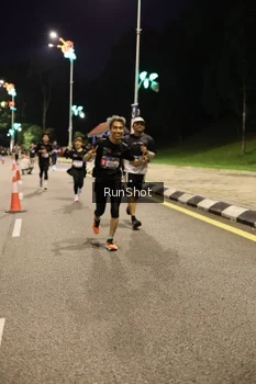 Runner Photo 4287622
