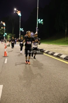 Runner Photo 4287623