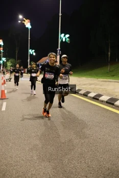 Runner Photo 4287624