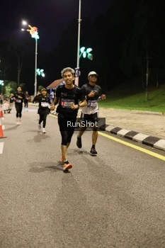 Runner Photo 4287629