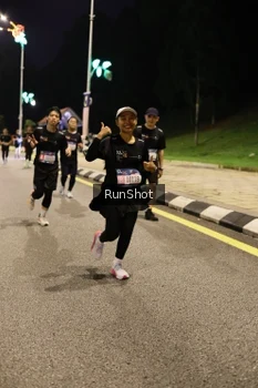 Runner Photo 4287653
