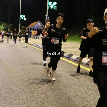 Runner Photo 4287657
