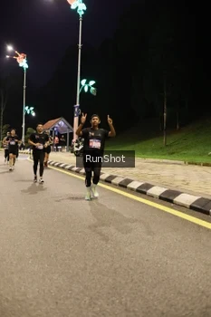 Runner Photo 4287679