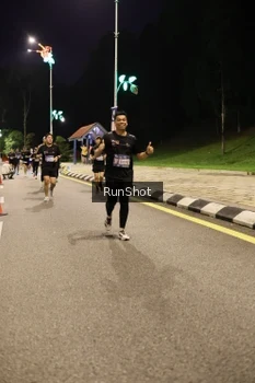Runner Photo 4287694