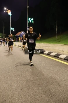 Runner Photo 4287697