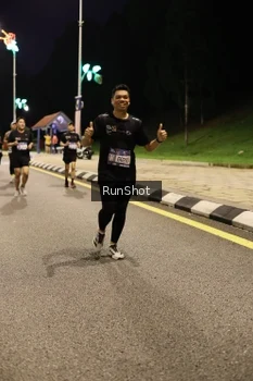 Runner Photo 4287703