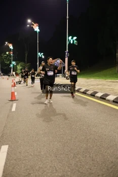 Runner Photo 4287710