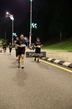 Runner Photo 4287711