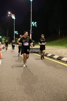 Runner Photo 4287712